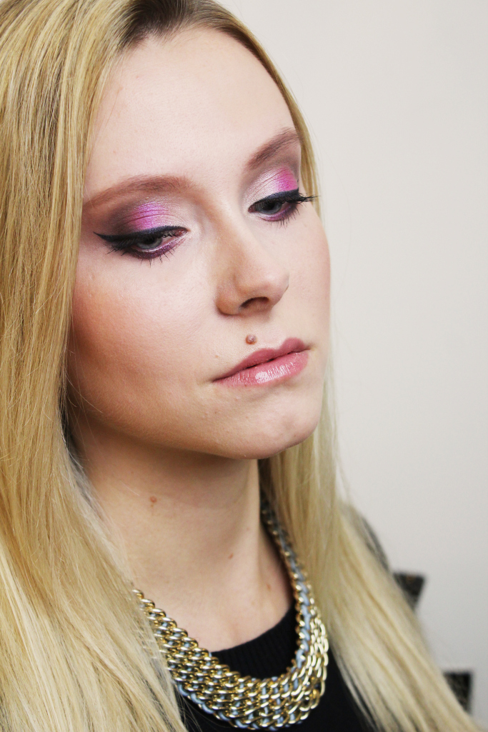 pink_shadow_eyeliner